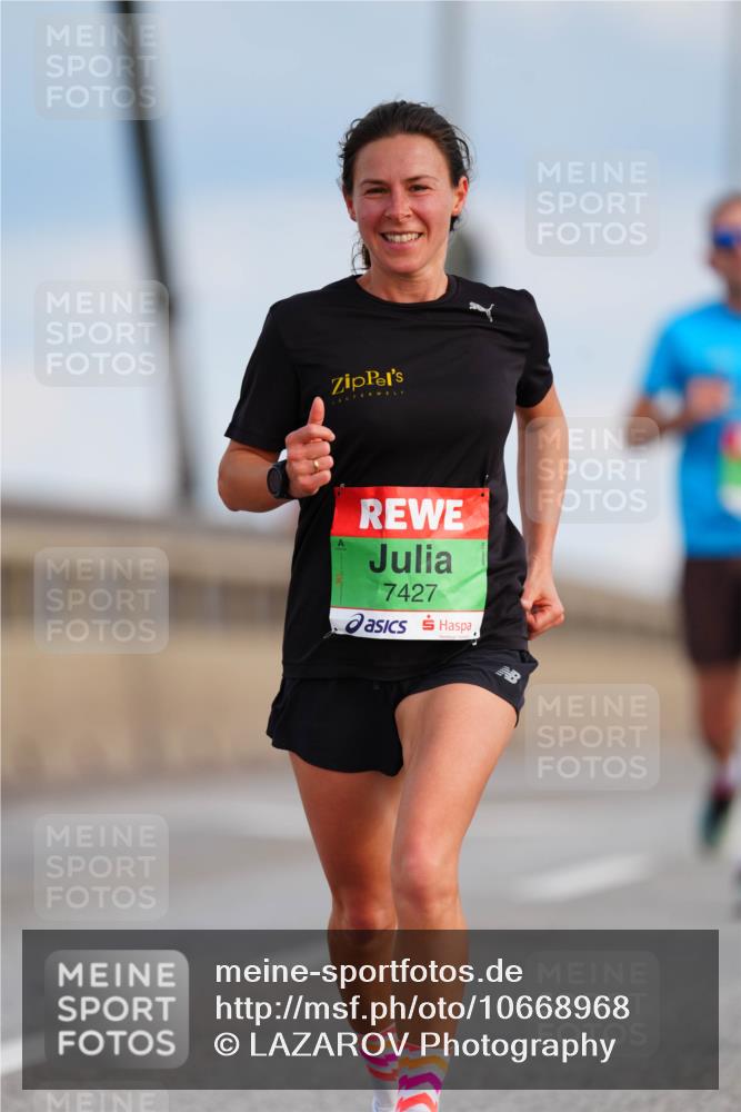 03.10.2026 - Köhlbrandbrückenlauf LAZAROV Photography http://msf.ph/oto/10668968 03.10.2026 15:21:13 Position 1 7427 meine-sportfotos.de