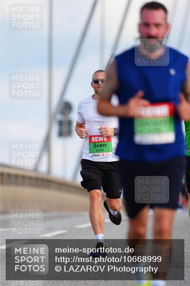 03.10.2026 - Köhlbrandbrückenlauf LAZAROV Photography http://msf.ph/oto/10668999 03.10.2026 15:21:20 Position 1 8248 meine-sportfotos.de