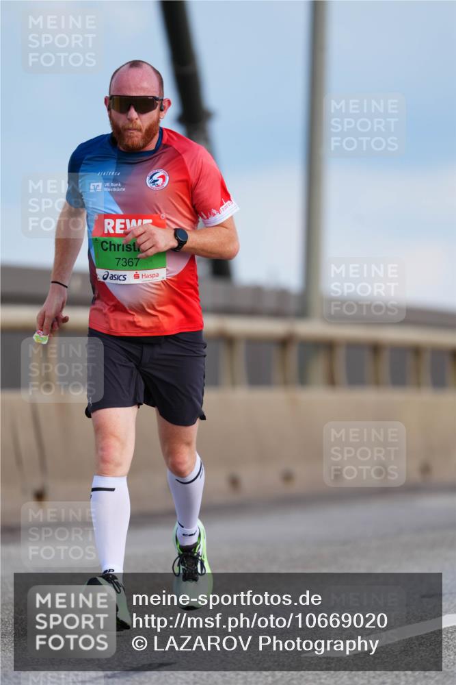 03.10.2026 - Köhlbrandbrückenlauf LAZAROV Photography http://msf.ph/oto/10669020 03.10.2026 15:21:25 Position 1 7367 meine-sportfotos.de
