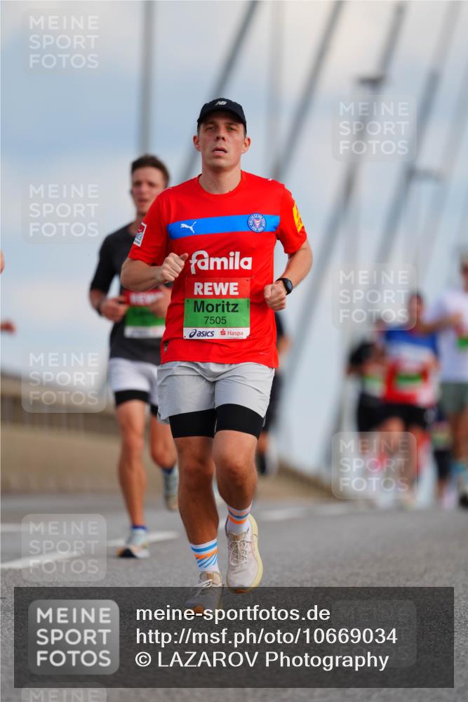 03.10.2026 - Köhlbrandbrückenlauf LAZAROV Photography http://msf.ph/oto/10669034 03.10.2026 15:21:28 Position 1 7505 meine-sportfotos.de