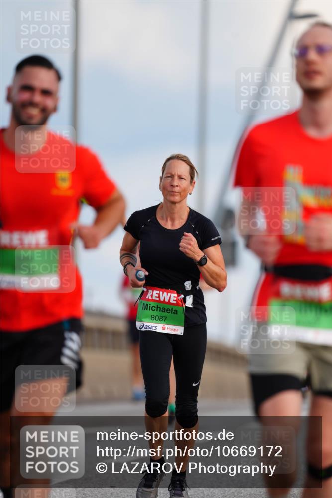 03.10.2026 - Köhlbrandbrückenlauf LAZAROV Photography http://msf.ph/oto/10669172 03.10.2026 15:21:51 Position 1 8087 meine-sportfotos.de
