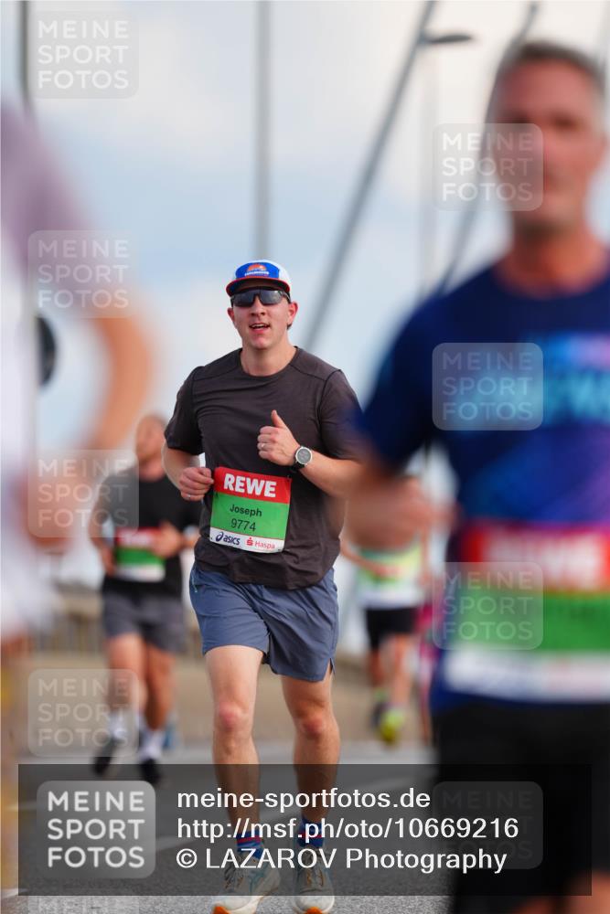 03.10.2026 - Köhlbrandbrückenlauf LAZAROV Photography http://msf.ph/oto/10669216 03.10.2026 15:21:59 Position 1 9774 meine-sportfotos.de