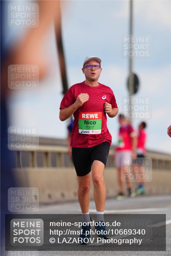 03.10.2026 - Köhlbrandbrückenlauf LAZAROV Photography http://msf.ph/oto/10669340 03.10.2026 15:22:20 Position 1 7317 meine-sportfotos.de