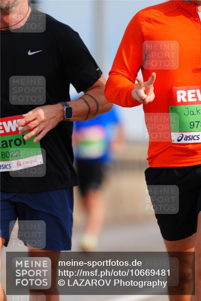 03.10.2026 - Köhlbrandbrückenlauf LAZAROV Photography http://msf.ph/oto/10669481 03.10.2026 15:22:44 Position 1 8022, 97 meine-sportfotos.de