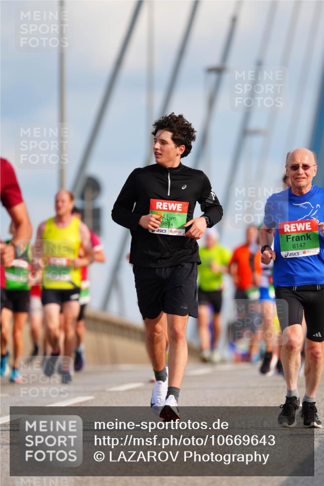 03.10.2026 - Köhlbrandbrückenlauf LAZAROV Photography http://msf.ph/oto/10669643 03.10.2026 15:23:16 Position 1 9814, 8147 meine-sportfotos.de