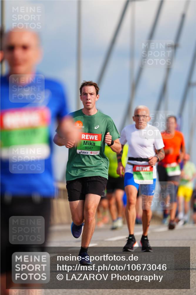 03.10.2026 - Köhlbrandbrückenlauf LAZAROV Photography http://msf.ph/oto/10673046 03.10.2026 15:23:21 Position 1 8047 meine-sportfotos.de