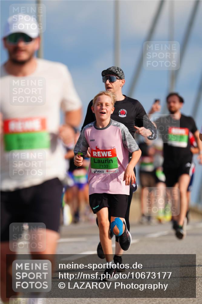 03.10.2026 - Köhlbrandbrückenlauf LAZAROV Photography http://msf.ph/oto/10673177 03.10.2026 15:23:38 Position 1 7133 meine-sportfotos.de