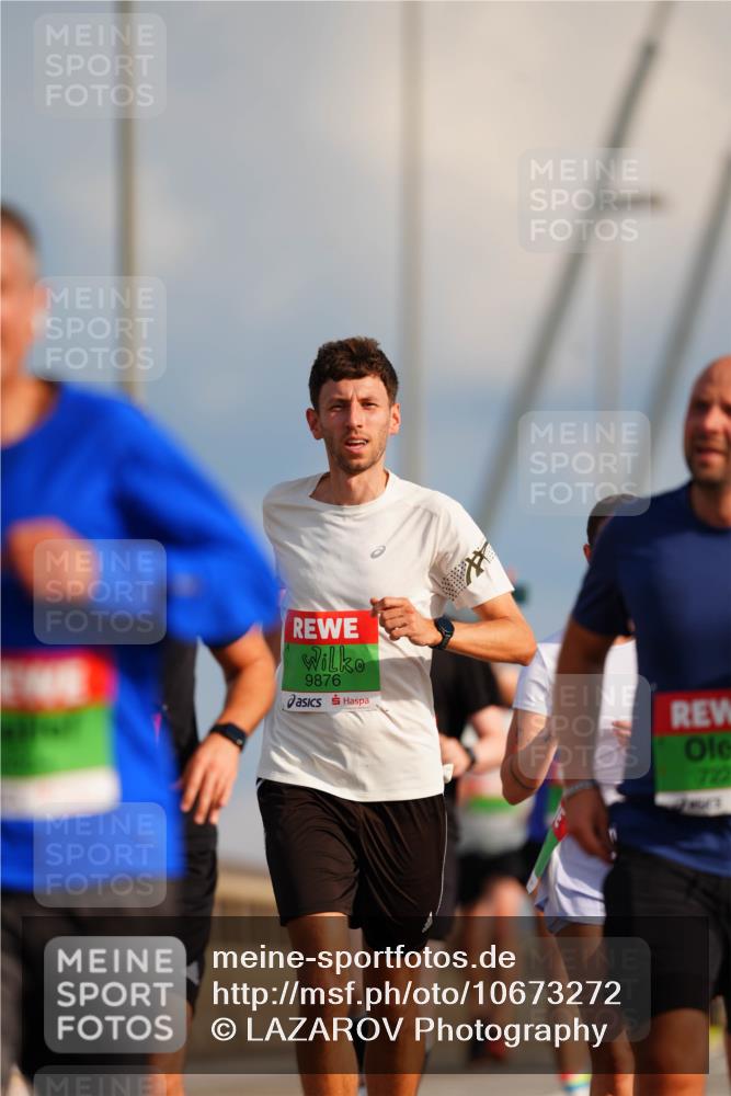 03.10.2026 - Köhlbrandbrückenlauf LAZAROV Photography http://msf.ph/oto/10673272 03.10.2026 15:23:52 Position 1 9876, 727 meine-sportfotos.de