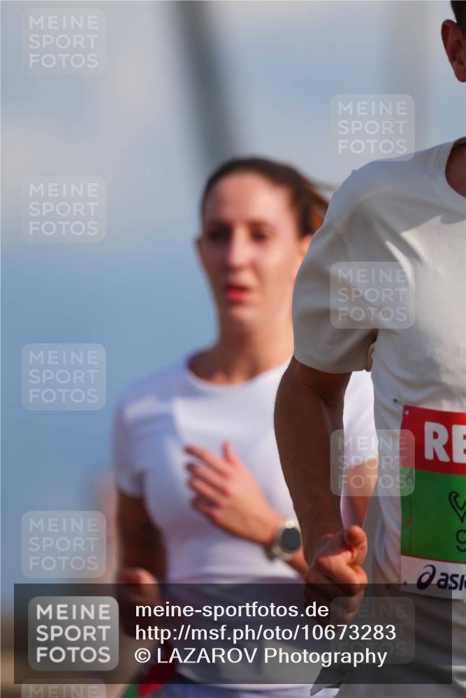 03.10.2026 - Köhlbrandbrückenlauf LAZAROV Photography http://msf.ph/oto/10673283 03.10.2026 15:23:57 Position 1 9 meine-sportfotos.de