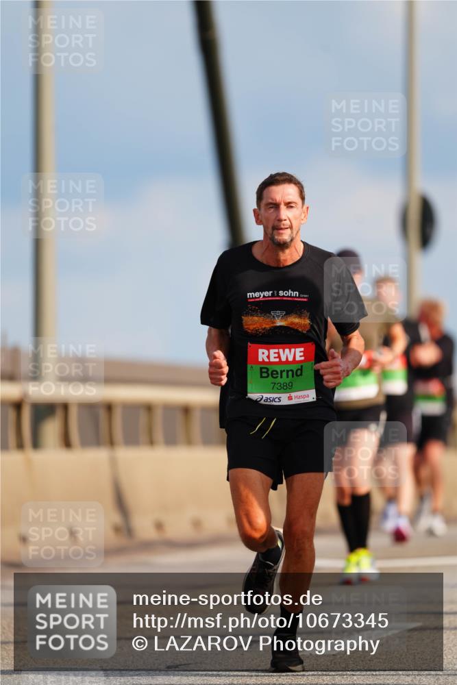 03.10.2026 - Köhlbrandbrückenlauf LAZAROV Photography http://msf.ph/oto/10673345 03.10.2026 15:24:08 Position 1 7389 meine-sportfotos.de