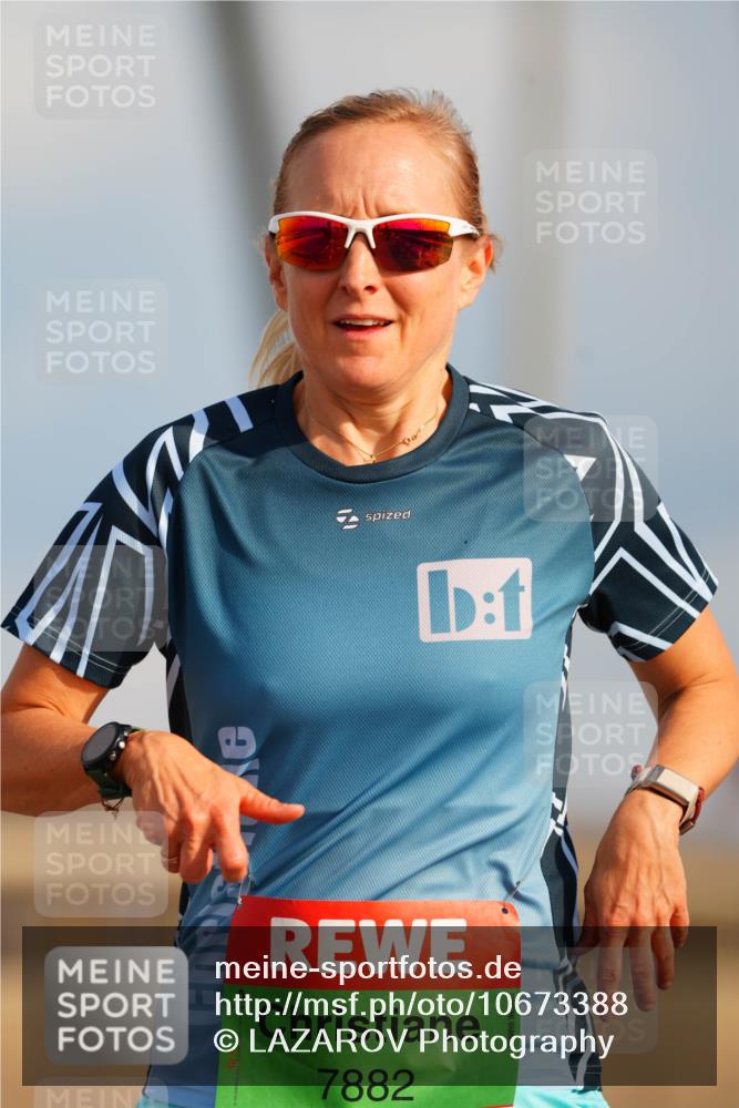 03.10.2026 - Köhlbrandbrückenlauf LAZAROV Photography http://msf.ph/oto/10673388 03.10.2026 15:24:16 Position 1 7, 7882 meine-sportfotos.de
