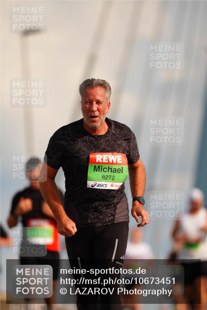 03.10.2026 - Köhlbrandbrückenlauf LAZAROV Photography http://msf.ph/oto/10673451 03.10.2026 15:24:30 Position 1 8272 meine-sportfotos.de