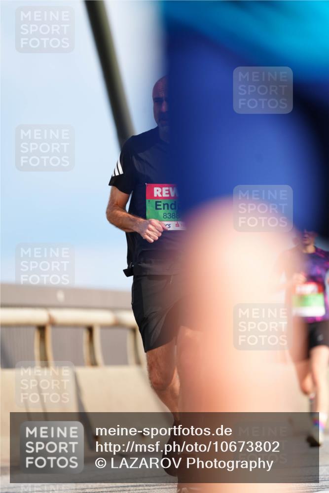 03.10.2026 - Köhlbrandbrückenlauf LAZAROV Photography http://msf.ph/oto/10673802 03.10.2026 15:25:21 Position 1 8388 meine-sportfotos.de