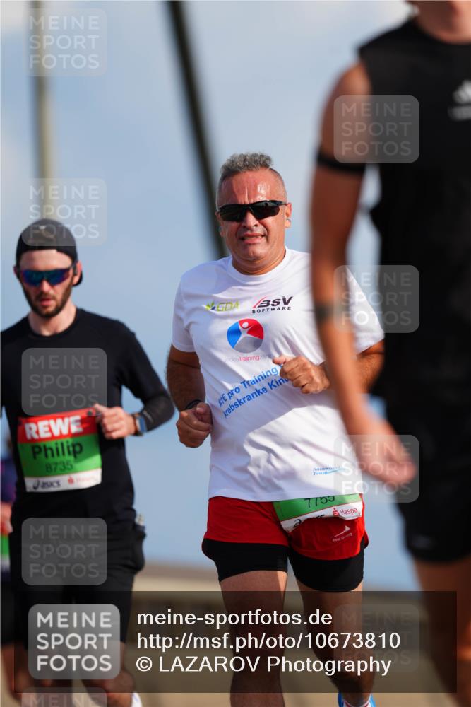 03.10.2026 - Köhlbrandbrückenlauf LAZAROV Photography http://msf.ph/oto/10673810 03.10.2026 15:25:22 Position 1 8735, 7753 meine-sportfotos.de