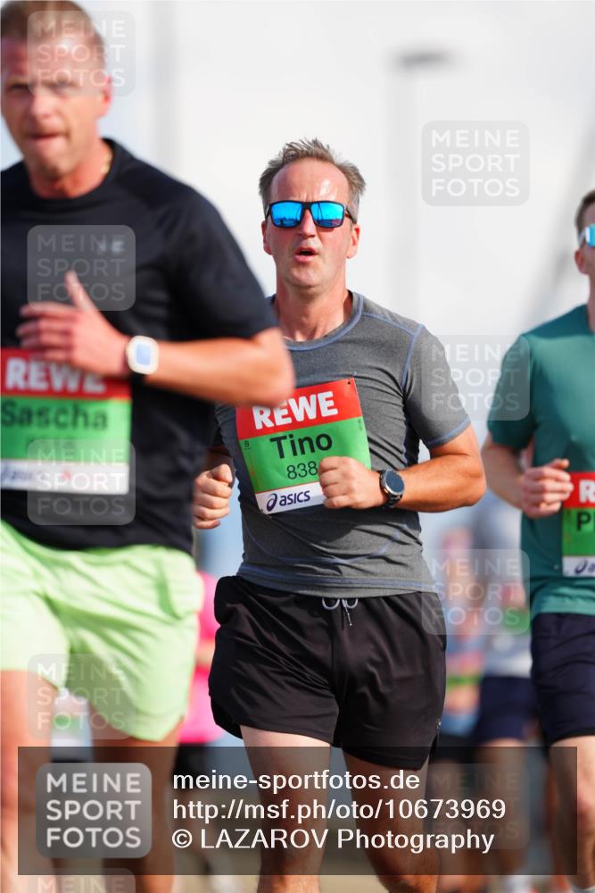 03.10.2026 - Köhlbrandbrückenlauf LAZAROV Photography http://msf.ph/oto/10673969 03.10.2026 15:25:42 Position 1 8518, 838 meine-sportfotos.de