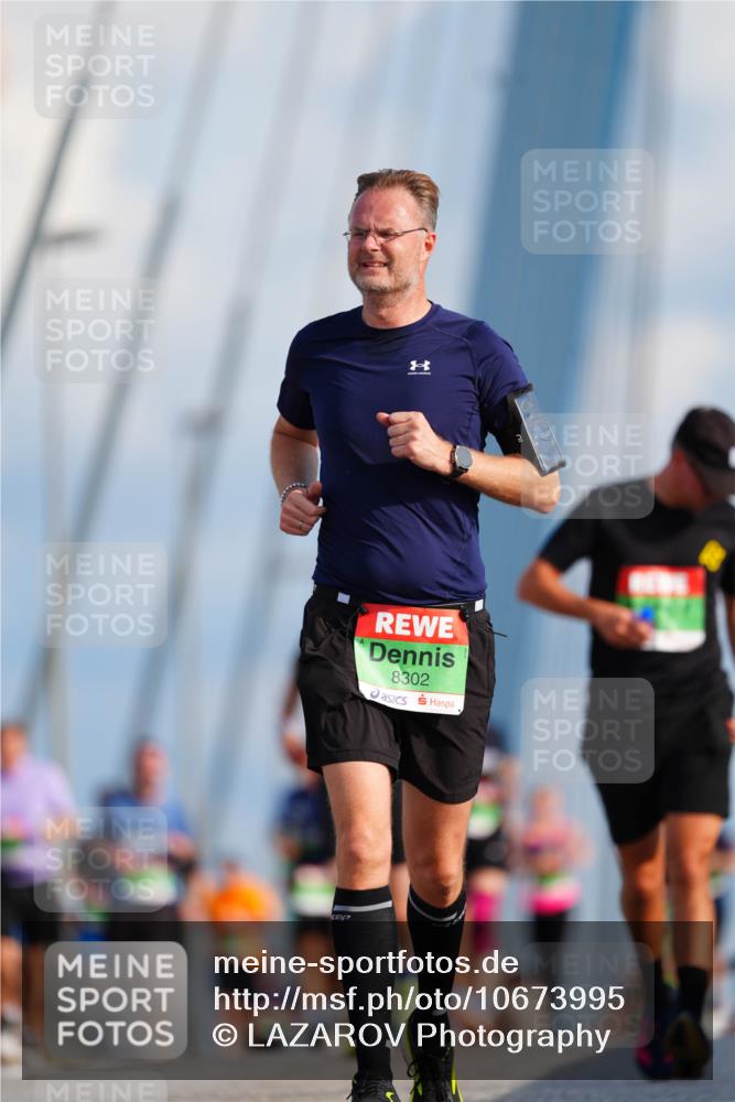 03.10.2026 - Köhlbrandbrückenlauf LAZAROV Photography http://msf.ph/oto/10673995 03.10.2026 15:25:45 Position 1 8302 meine-sportfotos.de