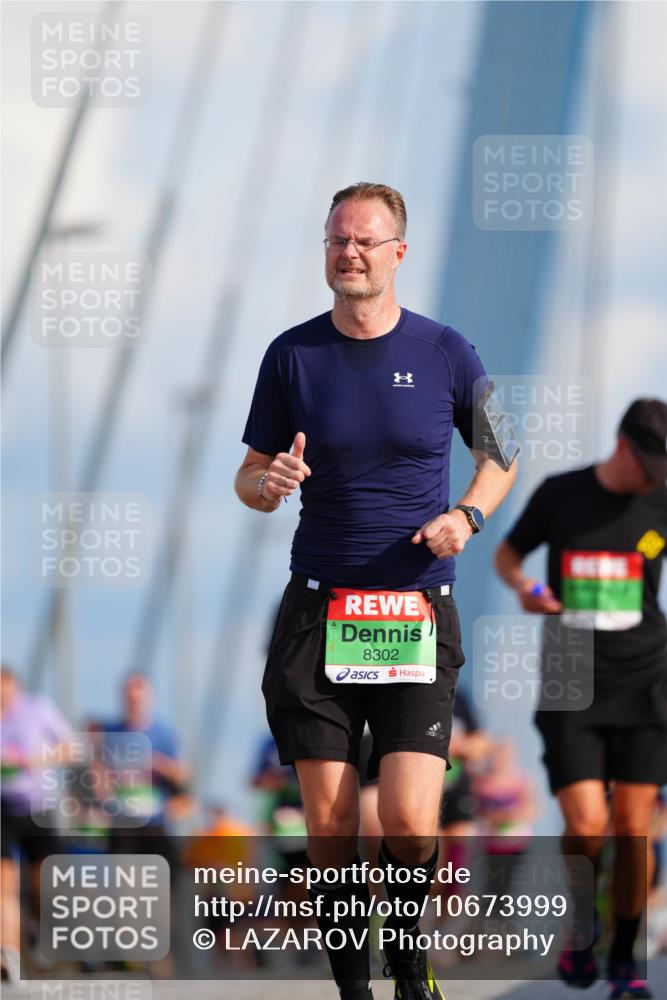 03.10.2026 - Köhlbrandbrückenlauf LAZAROV Photography http://msf.ph/oto/10673999 03.10.2026 15:25:46 Position 1 8302 meine-sportfotos.de