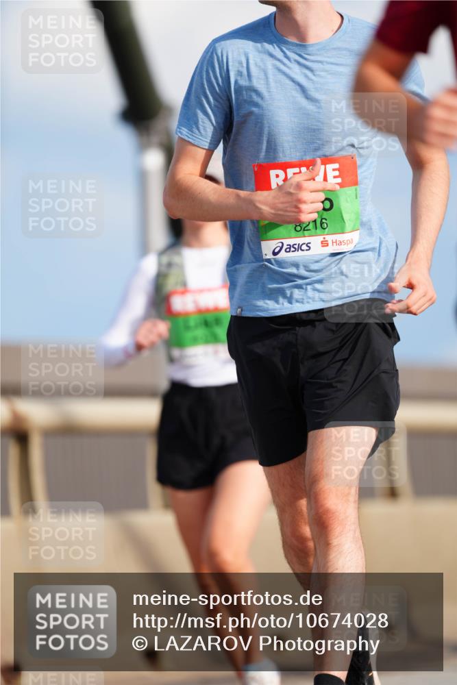 03.10.2026 - Köhlbrandbrückenlauf LAZAROV Photography http://msf.ph/oto/10674028 03.10.2026 15:25:52 Position 1 8216 meine-sportfotos.de