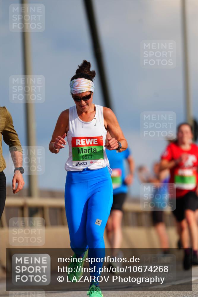 03.10.2026 - Köhlbrandbrückenlauf LAZAROV Photography http://msf.ph/oto/10674268 03.10.2026 15:26:27 Position 1 8571 meine-sportfotos.de