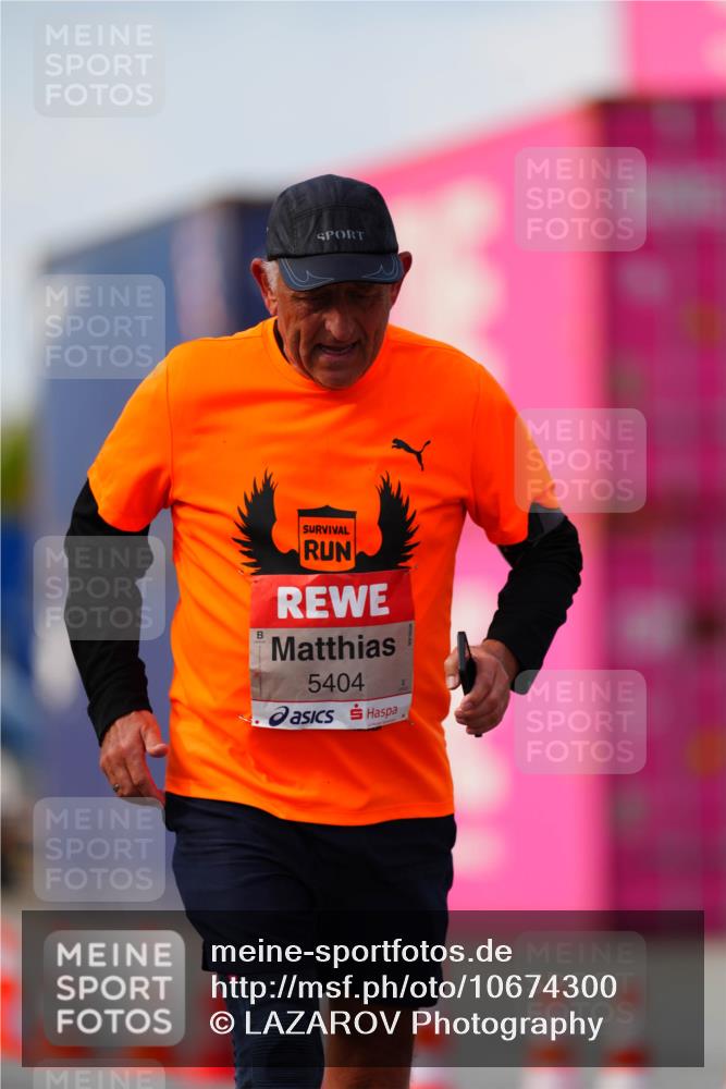 03.10.2026 - Köhlbrandbrückenlauf LAZAROV Photography http://msf.ph/oto/10674300 03.10.2026 13:53:30 Ziel 5404, 4854, 5404, 6190, 6353 meine-sportfotos.de