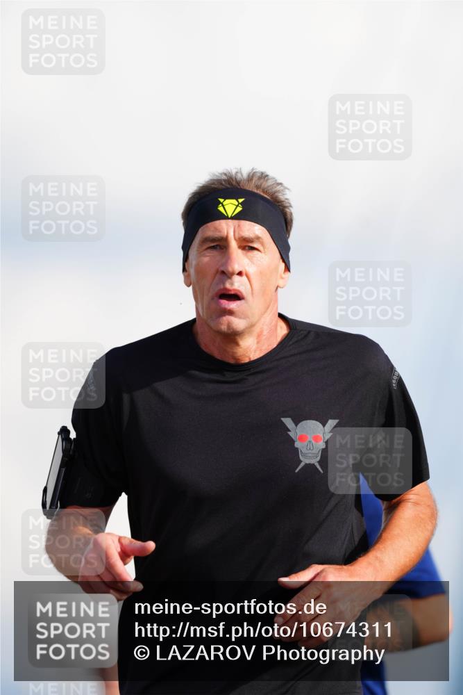 03.10.2026 - Köhlbrandbrückenlauf LAZAROV Photography http://msf.ph/oto/10674311 03.10.2026 15:26:33 Position 1  meine-sportfotos.de