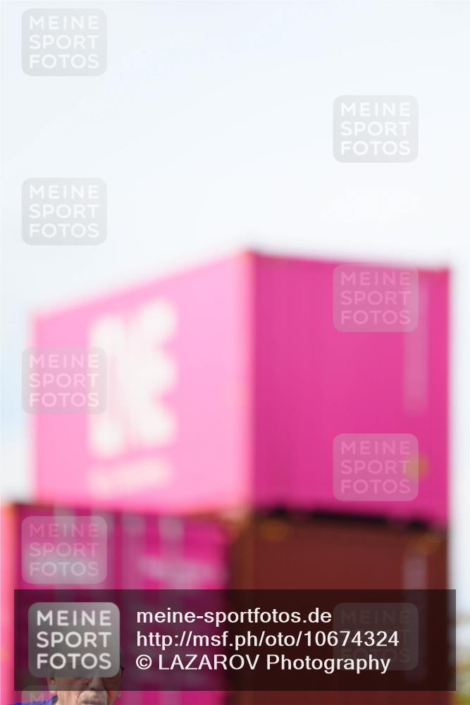 03.10.2026 - Köhlbrandbrückenlauf LAZAROV Photography http://msf.ph/oto/10674324 03.10.2026 13:53:38 Ziel 4854, 4926 meine-sportfotos.de