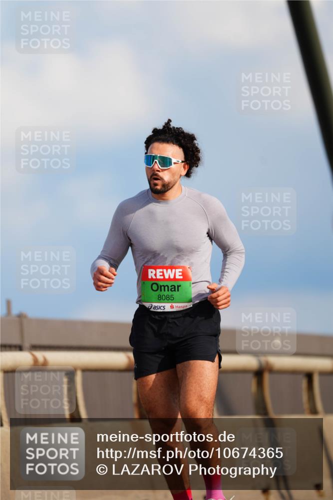 03.10.2026 - Köhlbrandbrückenlauf LAZAROV Photography http://msf.ph/oto/10674365 03.10.2026 15:26:41 Position 1 8085 meine-sportfotos.de