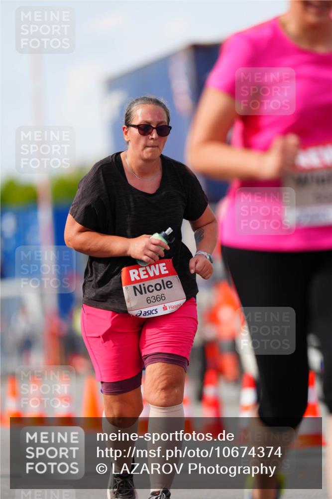 03.10.2026 - Köhlbrandbrückenlauf LAZAROV Photography http://msf.ph/oto/10674374 03.10.2026 13:54:12 Ziel 6366, 5029, 6366, 6541 meine-sportfotos.de