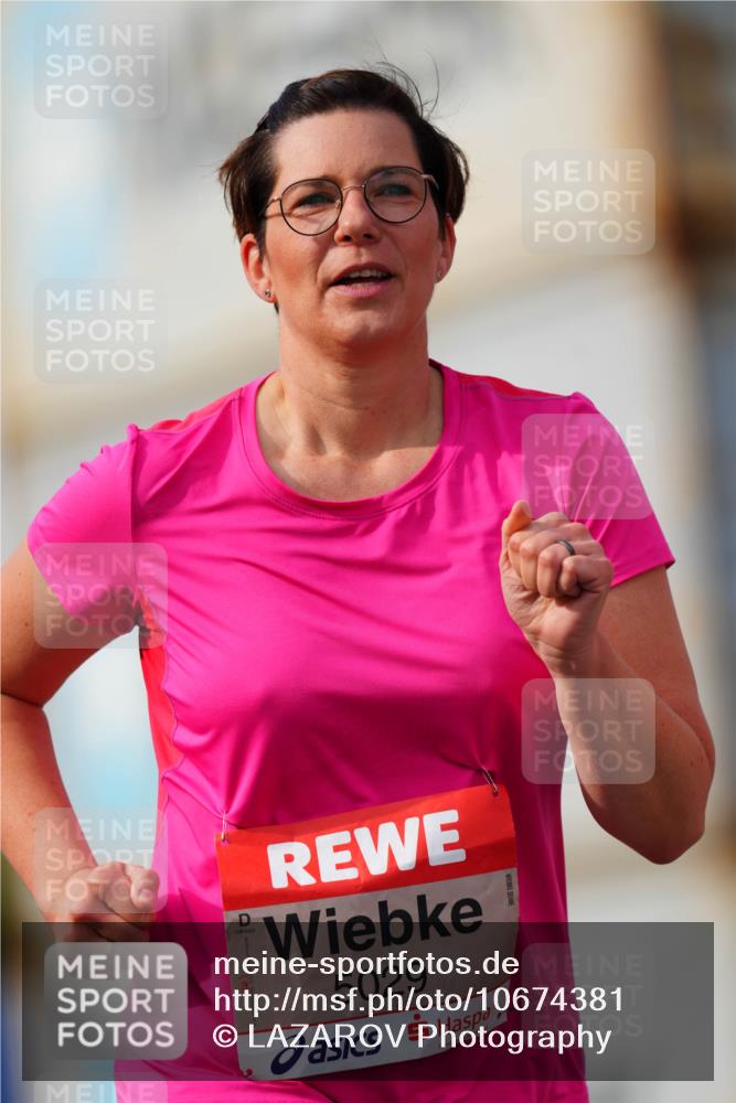 03.10.2026 - Köhlbrandbrückenlauf LAZAROV Photography http://msf.ph/oto/10674381 03.10.2026 13:54:14 Ziel 5029, 5029, 6366, 6541 meine-sportfotos.de