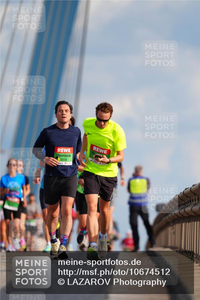 03.10.2026 - Köhlbrandbrückenlauf LAZAROV Photography http://msf.ph/oto/10674512 03.10.2026 15:27:11 Position 1 7654, 9445 meine-sportfotos.de