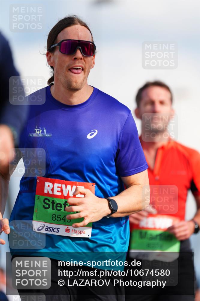 03.10.2026 - Köhlbrandbrückenlauf LAZAROV Photography http://msf.ph/oto/10674580 03.10.2026 15:27:22 Position 1 8549 meine-sportfotos.de