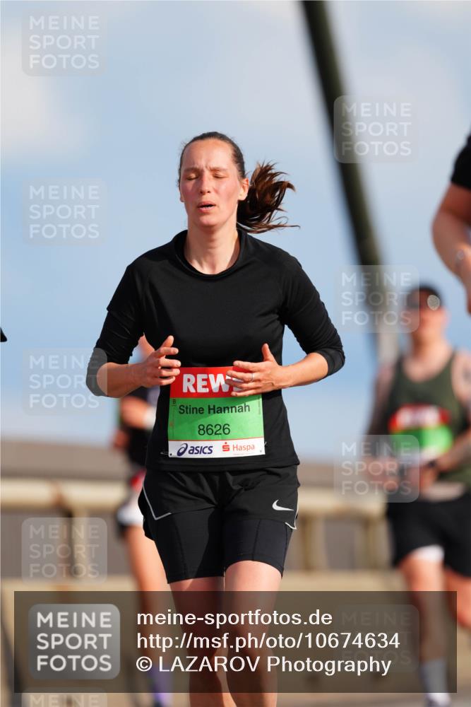 03.10.2026 - Köhlbrandbrückenlauf LAZAROV Photography http://msf.ph/oto/10674634 03.10.2026 15:27:34 Position 1 8626 meine-sportfotos.de