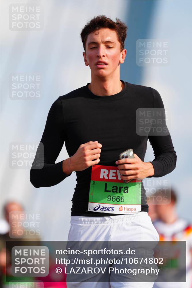 03.10.2026 - Köhlbrandbrückenlauf LAZAROV Photography http://msf.ph/oto/10674802 03.10.2026 15:28:04 Position 1 9666 meine-sportfotos.de