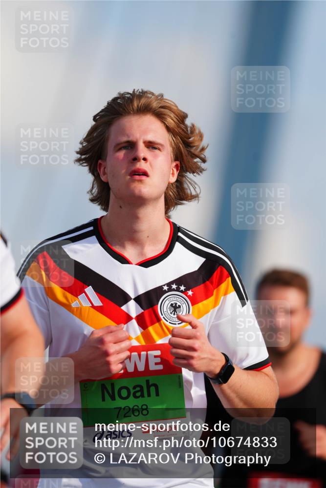 03.10.2026 - Köhlbrandbrückenlauf LAZAROV Photography http://msf.ph/oto/10674833 03.10.2026 15:28:10 Position 1 7268 meine-sportfotos.de