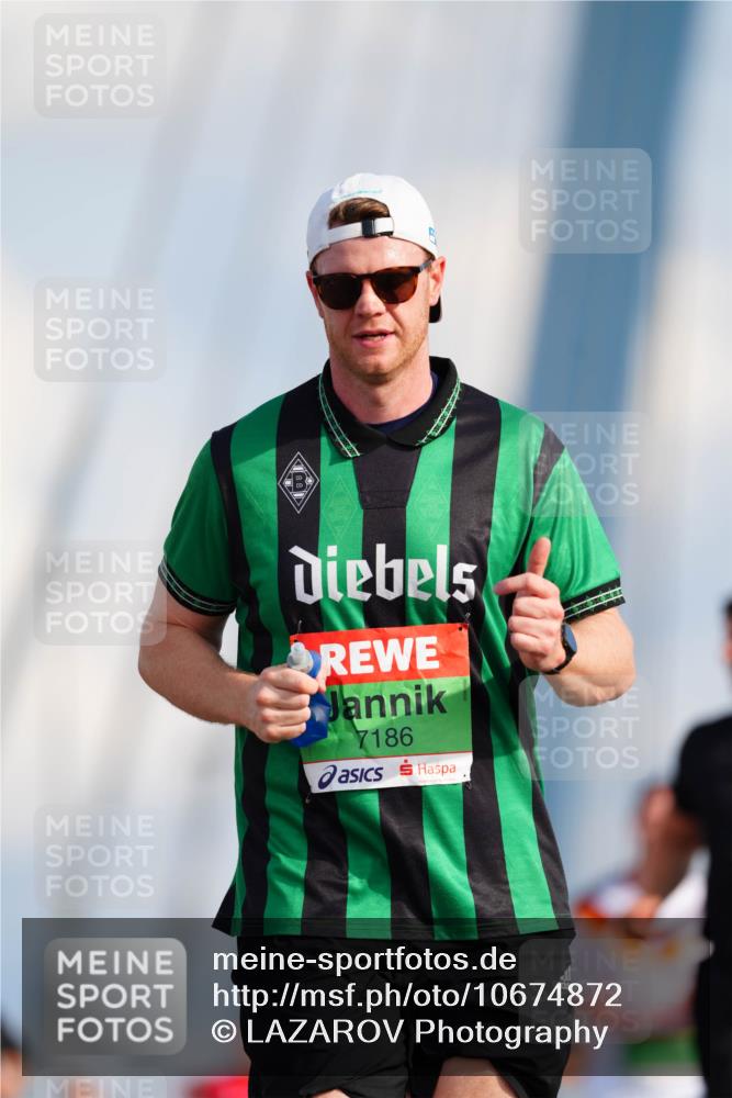 03.10.2026 - Köhlbrandbrückenlauf LAZAROV Photography http://msf.ph/oto/10674872 03.10.2026 15:28:17 Position 1 7186 meine-sportfotos.de