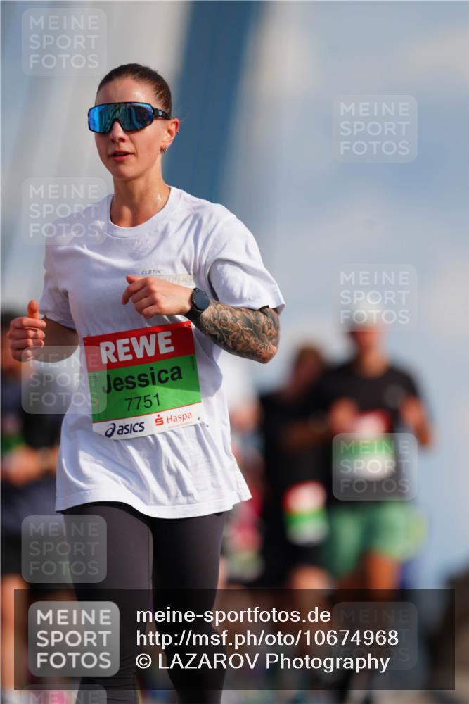 03.10.2026 - Köhlbrandbrückenlauf LAZAROV Photography http://msf.ph/oto/10674968 03.10.2026 15:28:31 Position 1 7751 meine-sportfotos.de