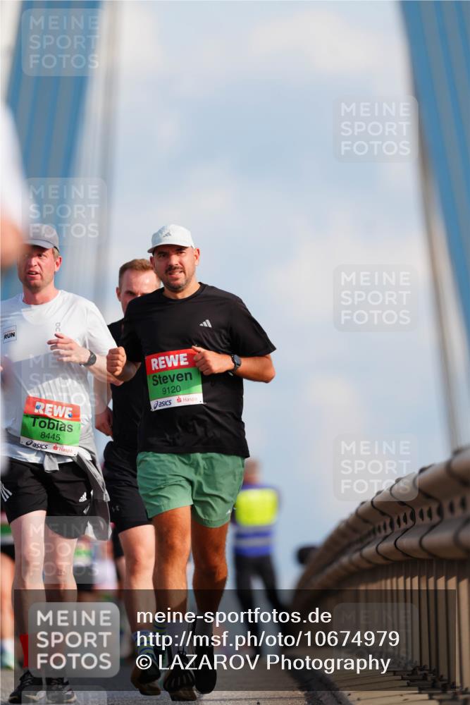 03.10.2026 - Köhlbrandbrückenlauf LAZAROV Photography http://msf.ph/oto/10674979 03.10.2026 15:28:32 Position 1 8445, 9120 meine-sportfotos.de