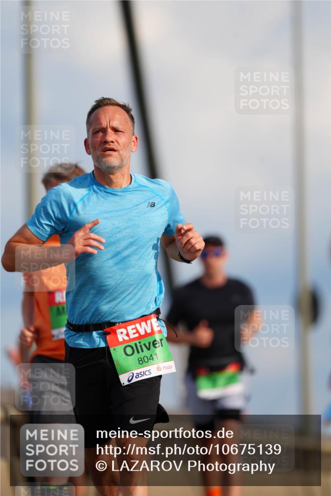 03.10.2026 - Köhlbrandbrückenlauf LAZAROV Photography http://msf.ph/oto/10675139 03.10.2026 15:28:57 Position 1 8041 meine-sportfotos.de