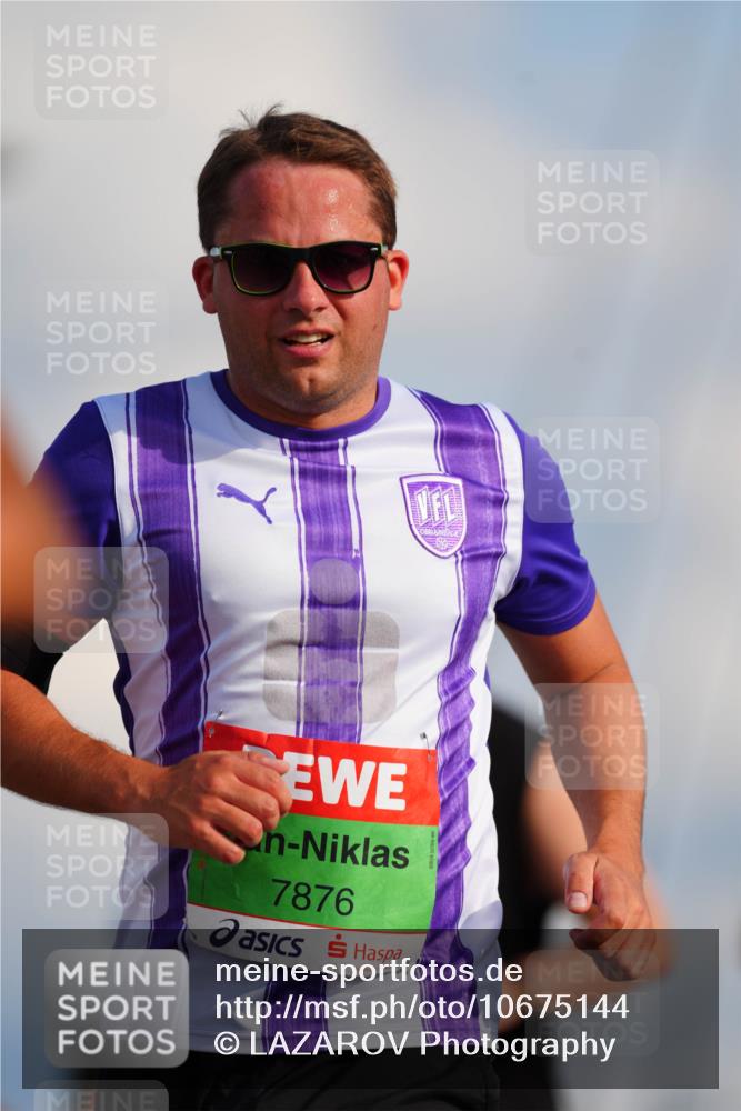 03.10.2026 - Köhlbrandbrückenlauf LAZAROV Photography http://msf.ph/oto/10675144 03.10.2026 15:28:58 Position 1 7876 meine-sportfotos.de