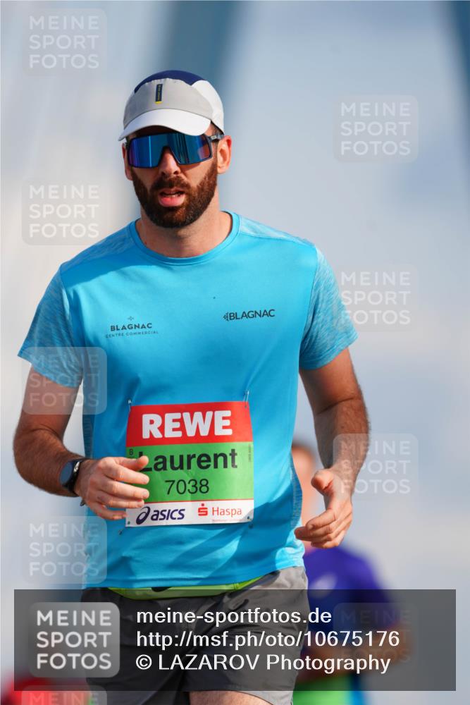 03.10.2026 - Köhlbrandbrückenlauf LAZAROV Photography http://msf.ph/oto/10675176 03.10.2026 15:29:03 Position 1 7038 meine-sportfotos.de