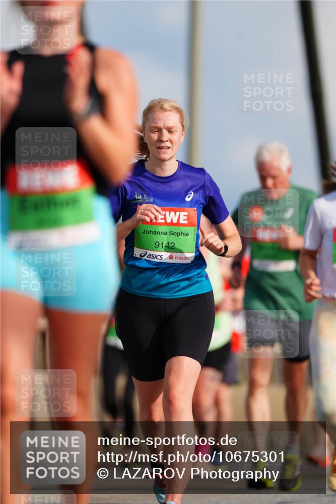 03.10.2026 - Köhlbrandbrückenlauf LAZAROV Photography http://msf.ph/oto/10675301 03.10.2026 15:29:20 Position 1 9142 meine-sportfotos.de