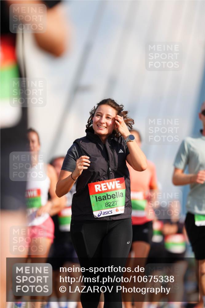03.10.2026 - Köhlbrandbrückenlauf LAZAROV Photography http://msf.ph/oto/10675338 03.10.2026 15:29:33 Position 1 8227 meine-sportfotos.de
