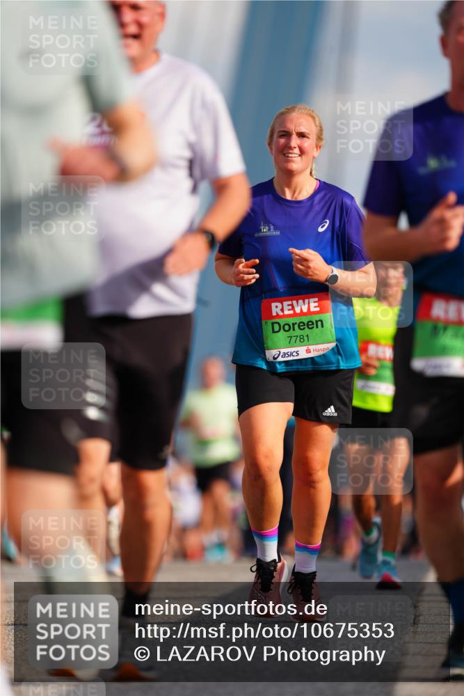 03.10.2026 - Köhlbrandbrückenlauf LAZAROV Photography http://msf.ph/oto/10675353 03.10.2026 15:29:37 Position 1 7781 meine-sportfotos.de