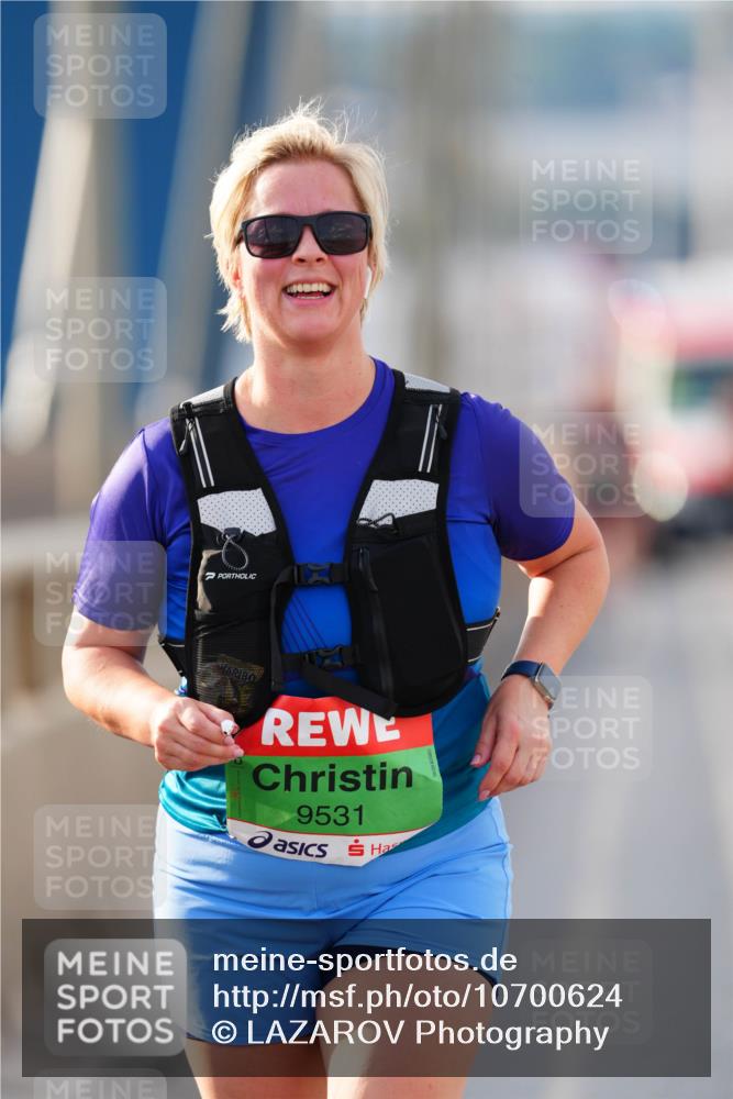 03.10.2026 - Köhlbrandbrückenlauf LAZAROV Photography http://msf.ph/oto/10700624 03.10.2026 16:14:50 Position 2 9531 meine-sportfotos.de
