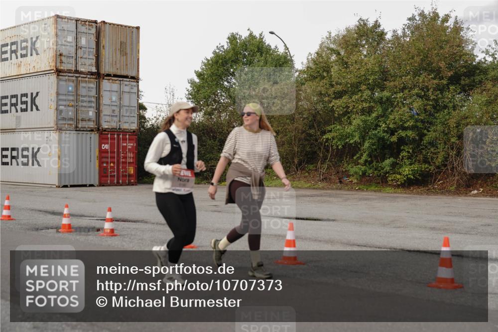 03.10.2026 - Köhlbrandbrückenlauf Michael Burmester http://msf.ph/oto/10707373 03.10.2026 13:53:17 Ziel 4666, 5404, 6190, 6353 meine-sportfotos.de
