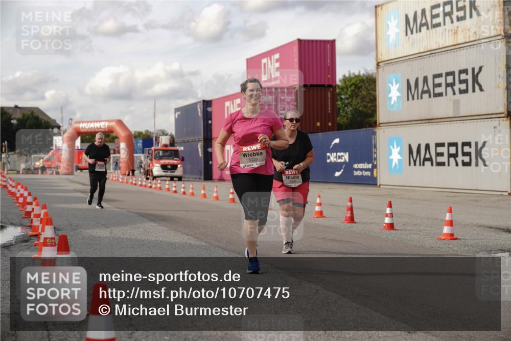 03.10.2026 - Köhlbrandbrückenlauf Michael Burmester http://msf.ph/oto/10707475 03.10.2026 13:54:03 Ziel 5029, 6366 meine-sportfotos.de