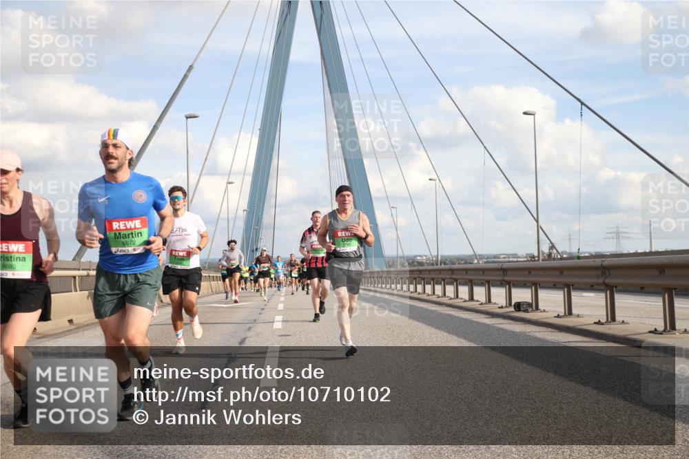03.10.2026 - Köhlbrandbrückenlauf Jannik Wohlers http://msf.ph/oto/10710102 03.10.2026 15:25:57 Position 1 8689, 6672 meine-sportfotos.de