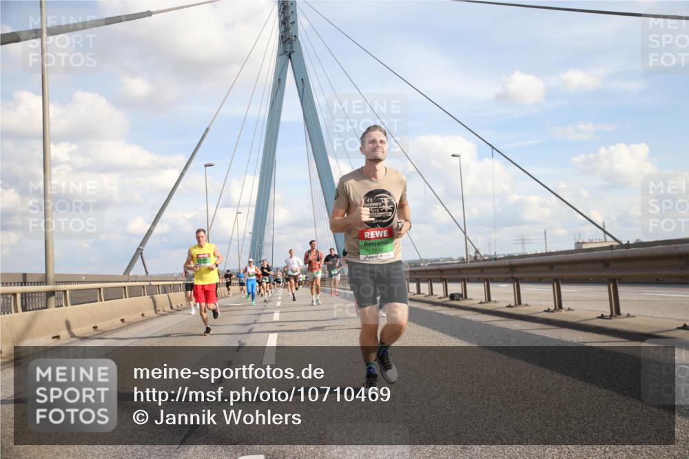 03.10.2026 - Köhlbrandbrückenlauf Jannik Wohlers http://msf.ph/oto/10710469 03.10.2026 15:25:47 Position 1 49, 7, 5, 7242 meine-sportfotos.de