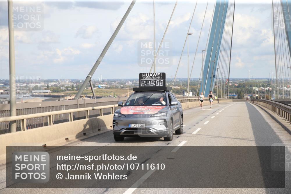 03.10.2026 - Köhlbrandbrückenlauf Jannik Wohlers http://msf.ph/oto/10711610 03.10.2026 15:16:00 Position 1 2, 0, 06, 02, 390 meine-sportfotos.de