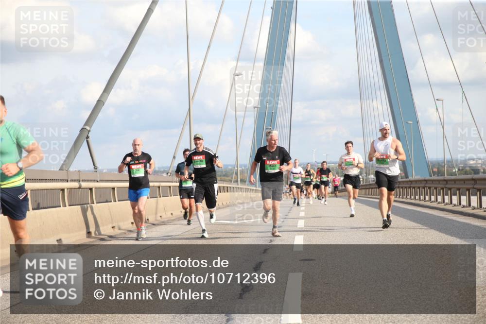 03.10.2026 - Köhlbrandbrückenlauf Jannik Wohlers http://msf.ph/oto/10712396 03.10.2026 15:23:59 Position 1 4, 8437 meine-sportfotos.de